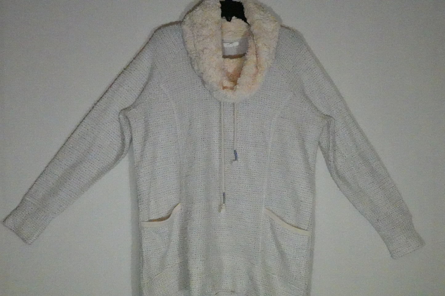 Maurices, Sweatshirt, Large (0)