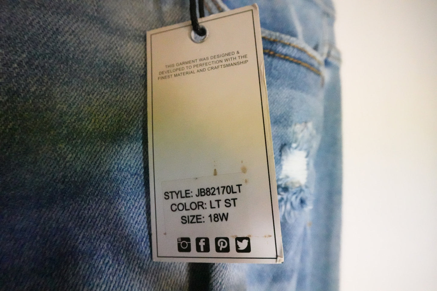 Judy Blue, New Jeans- Boyfriend, 18W