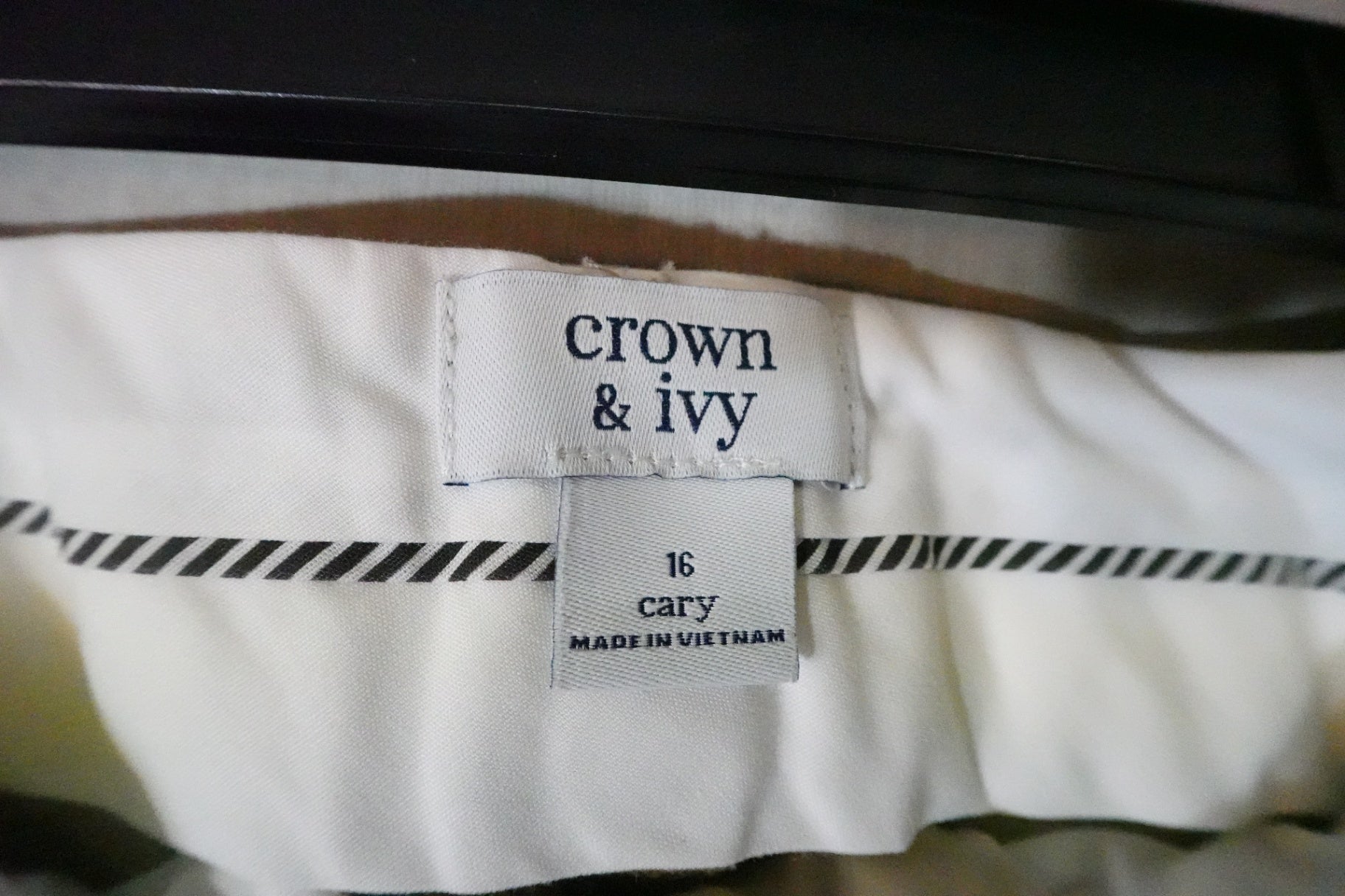 Crown & Ivy, Pants, 16