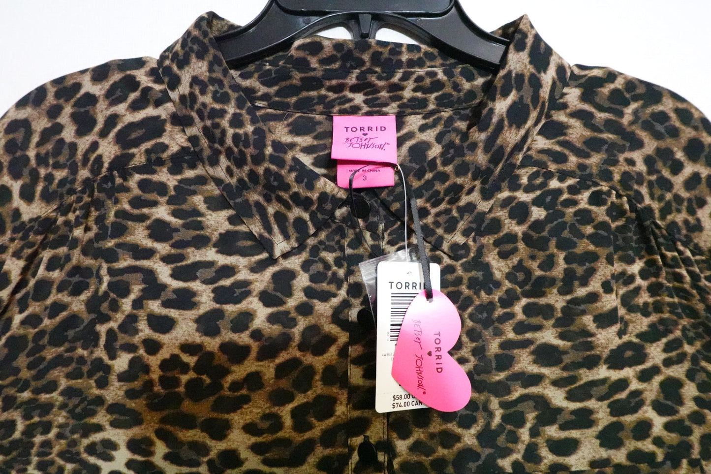 Torrid (Betsy Johnson), NEW 3/4 Sleeve Top, 3X
