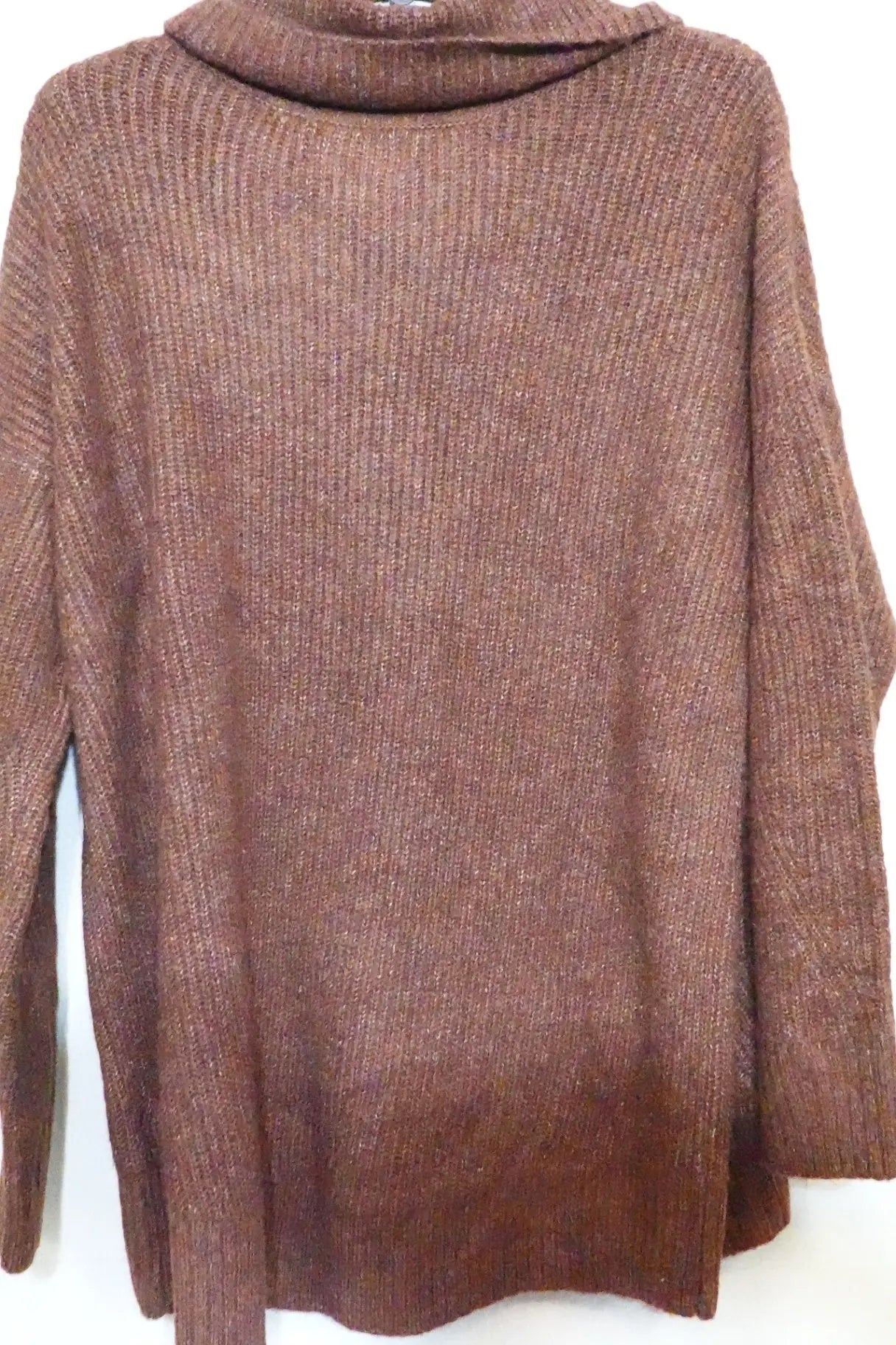 Old Navy, NEW Sweater, Large Old Navy  NEW Sweater  More To Love Consignment