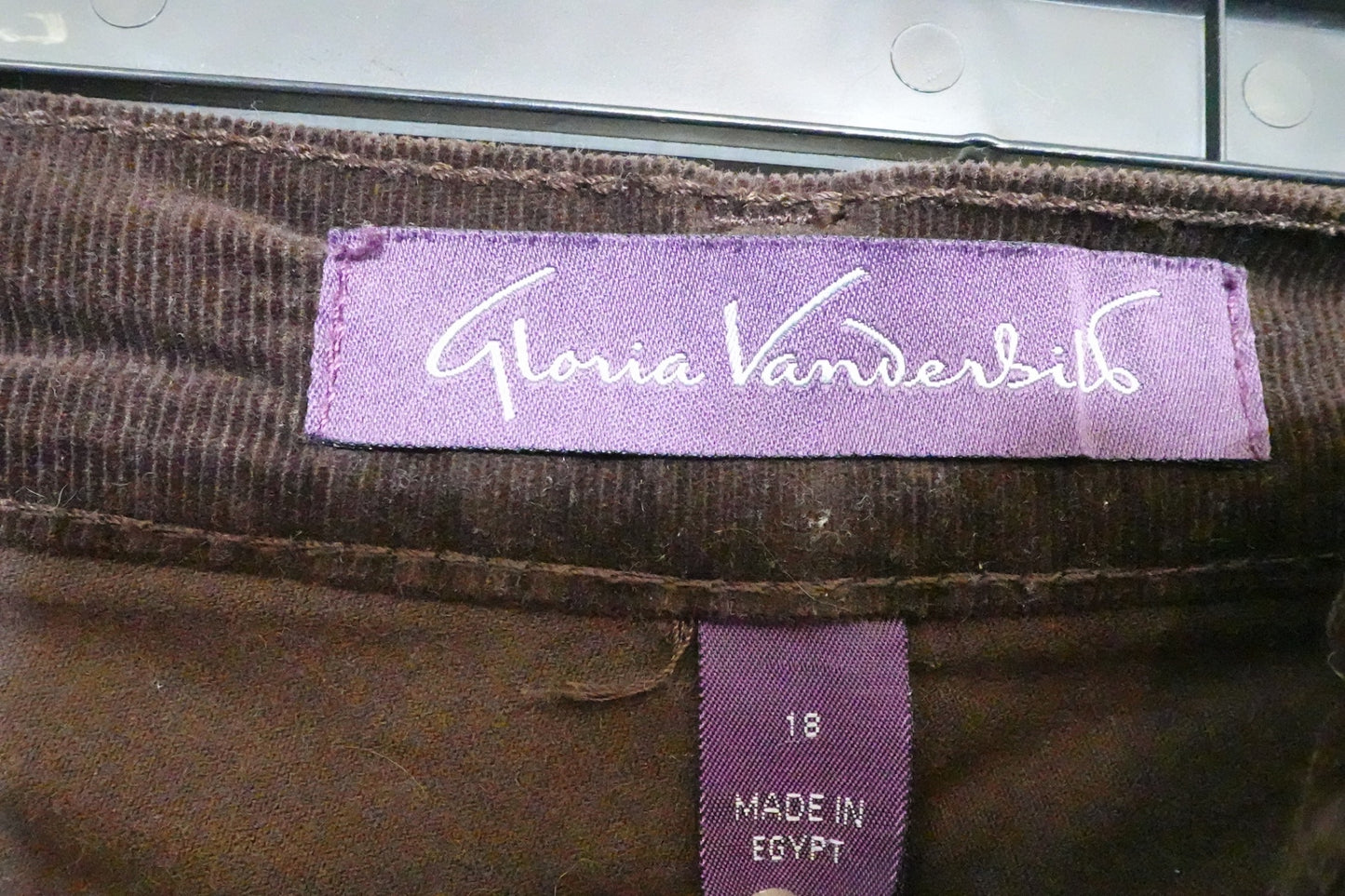 Gloria Vanderbilt, corduroy- Relaxed Fit, 16