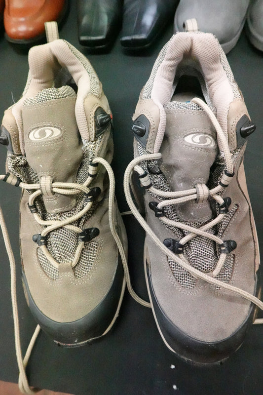 Salomon, Hiking SHOE, 10.5