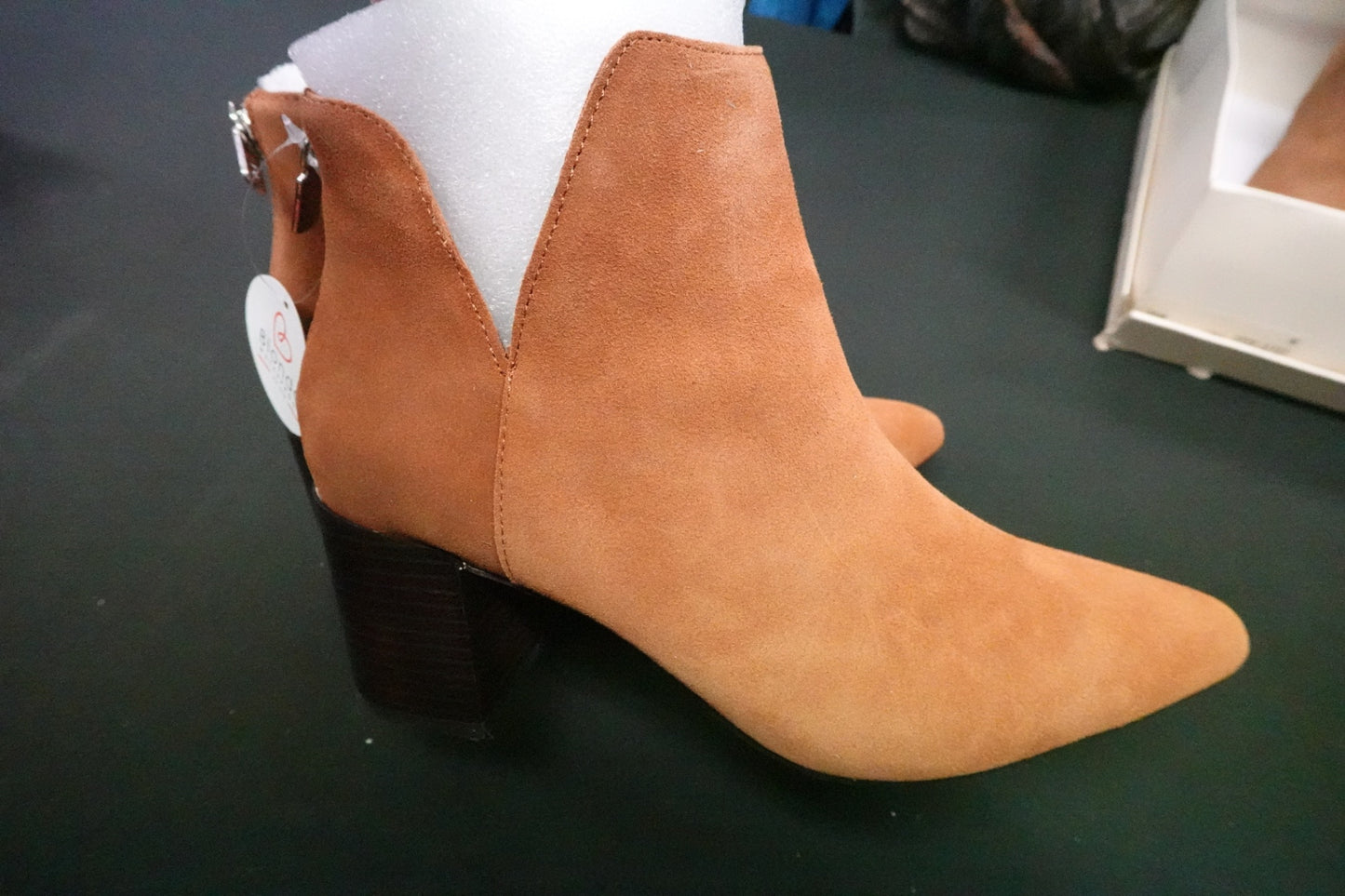 Blondo, NEW Ankle Boots, 10M