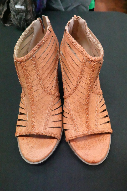 Torrid, Sandals, 11W