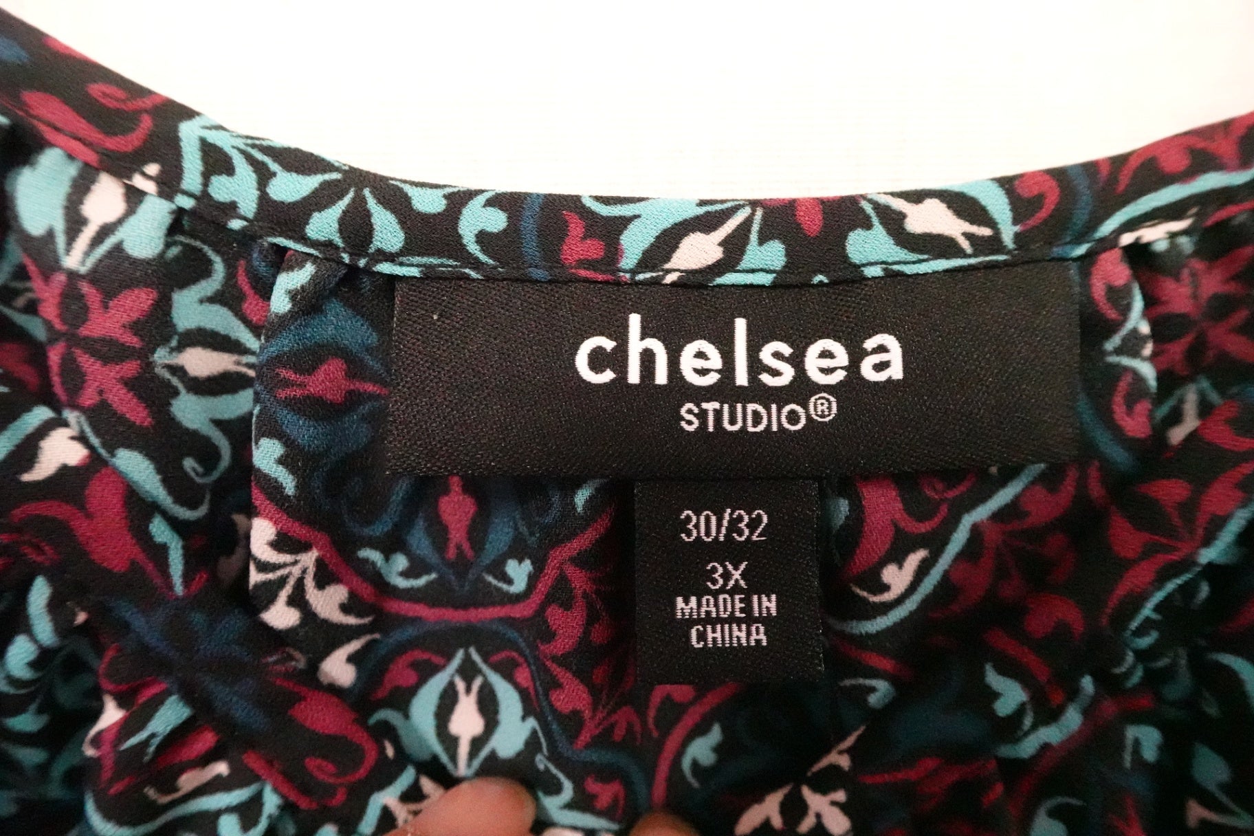 Chelsea, top, 30/32