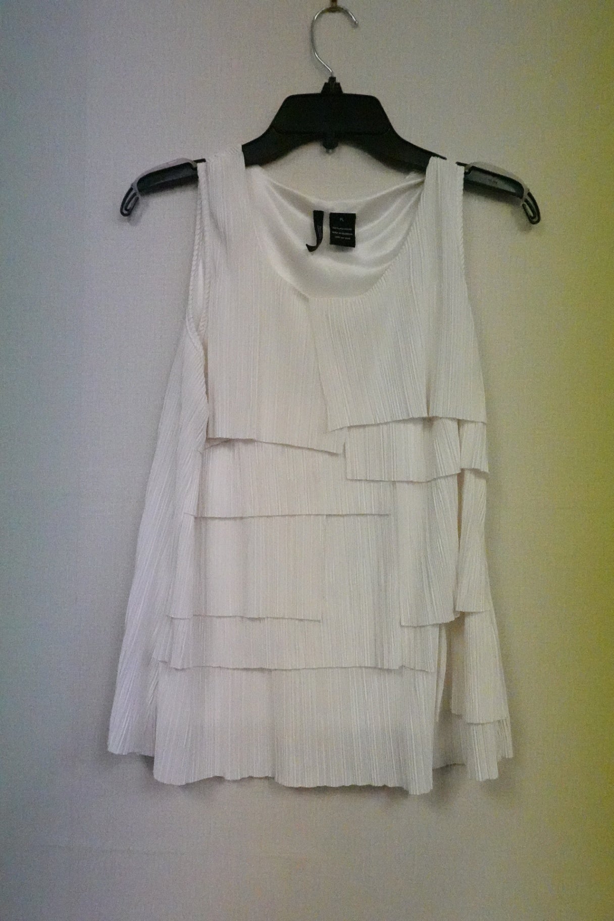 New directions, Sleeveless top, PL