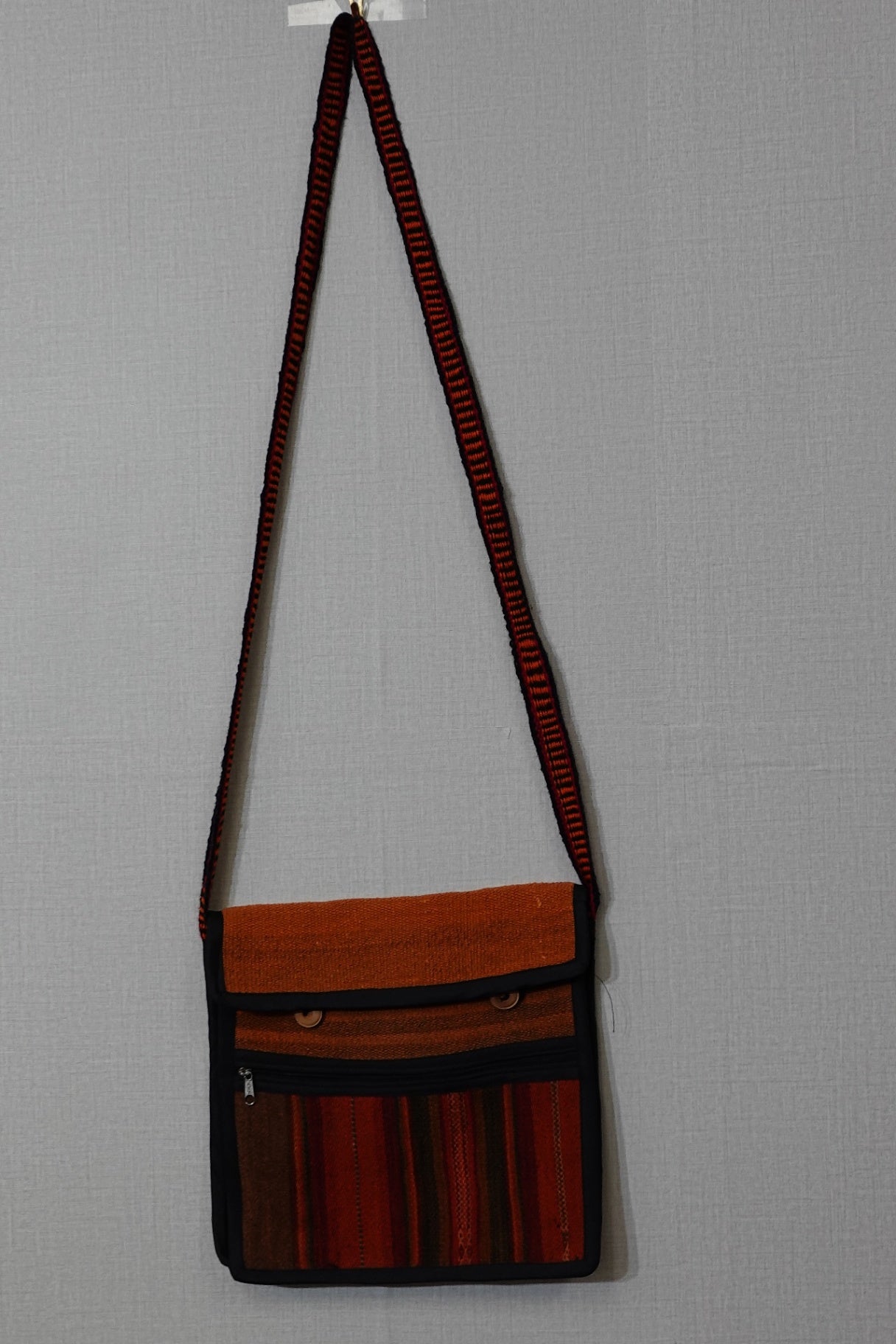 World Finds (Fairtrade), NEW Handbag, Large