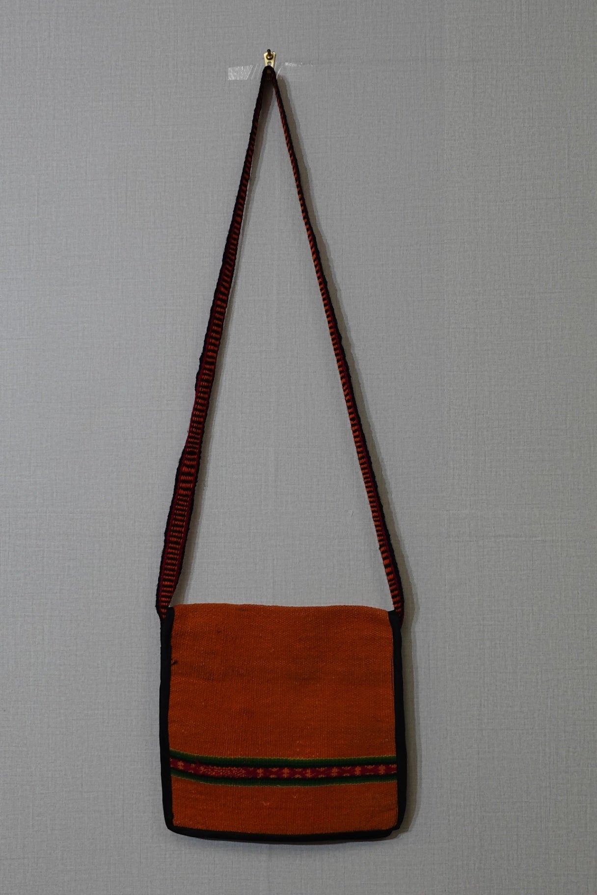 World Finds (Fairtrade), NEW Handbag, Large