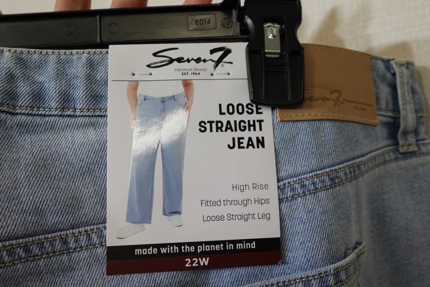 Seven7, New Jeans Loose Straight, 22W