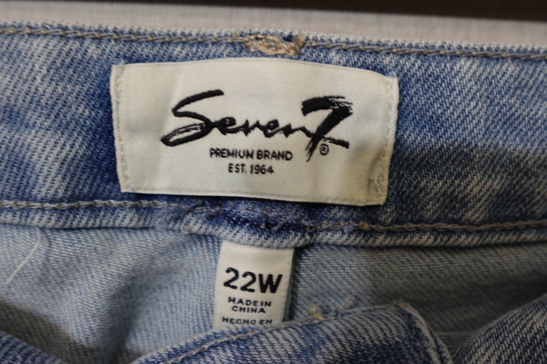 Seven7, New Jeans Loose Straight, 22W
