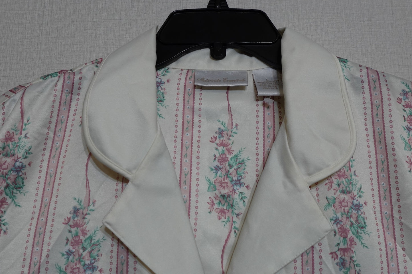 Intimate Essentials, New Nightgown, Large