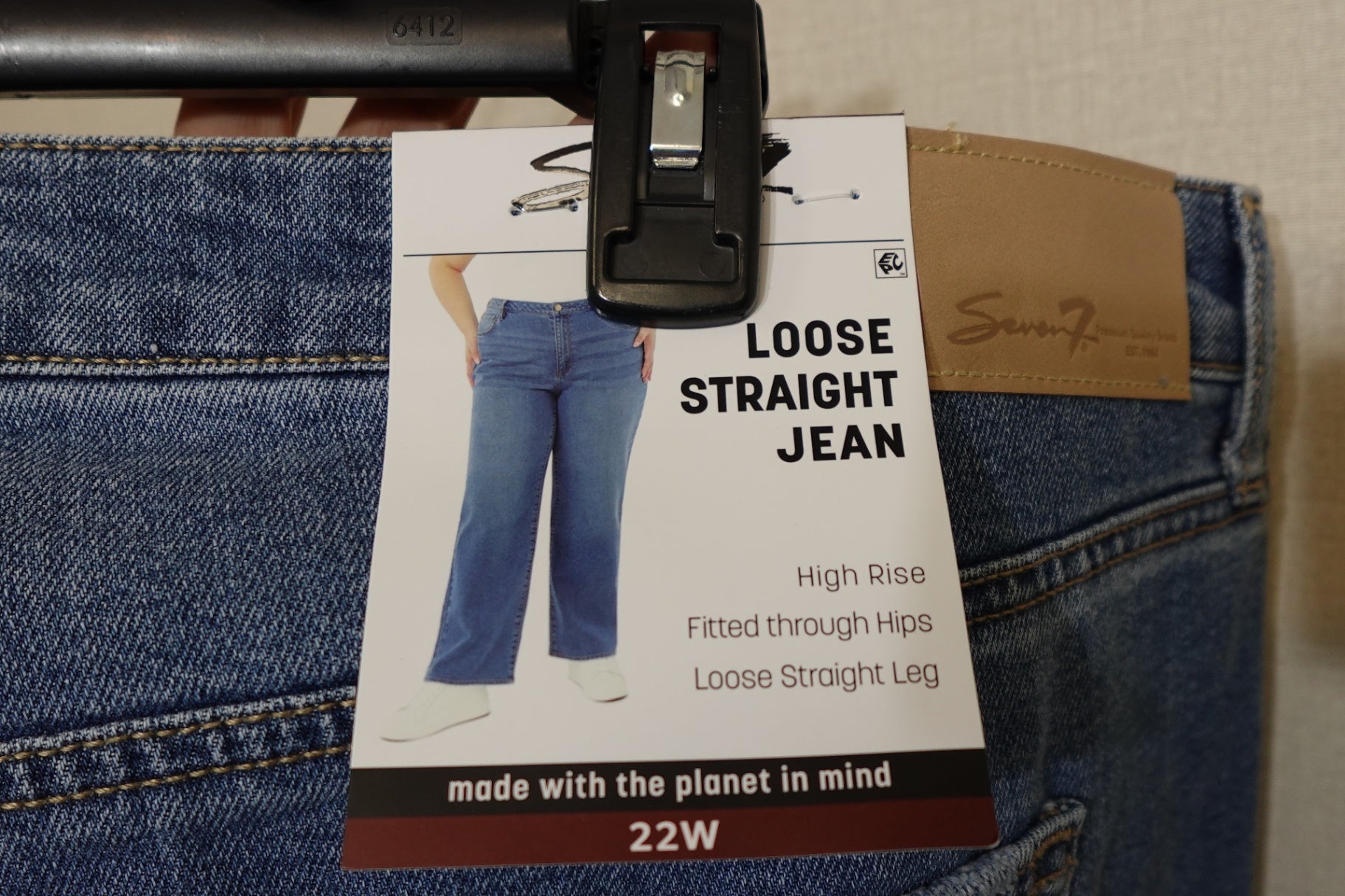 Seven7, New Jeans Loose Straight, 22W