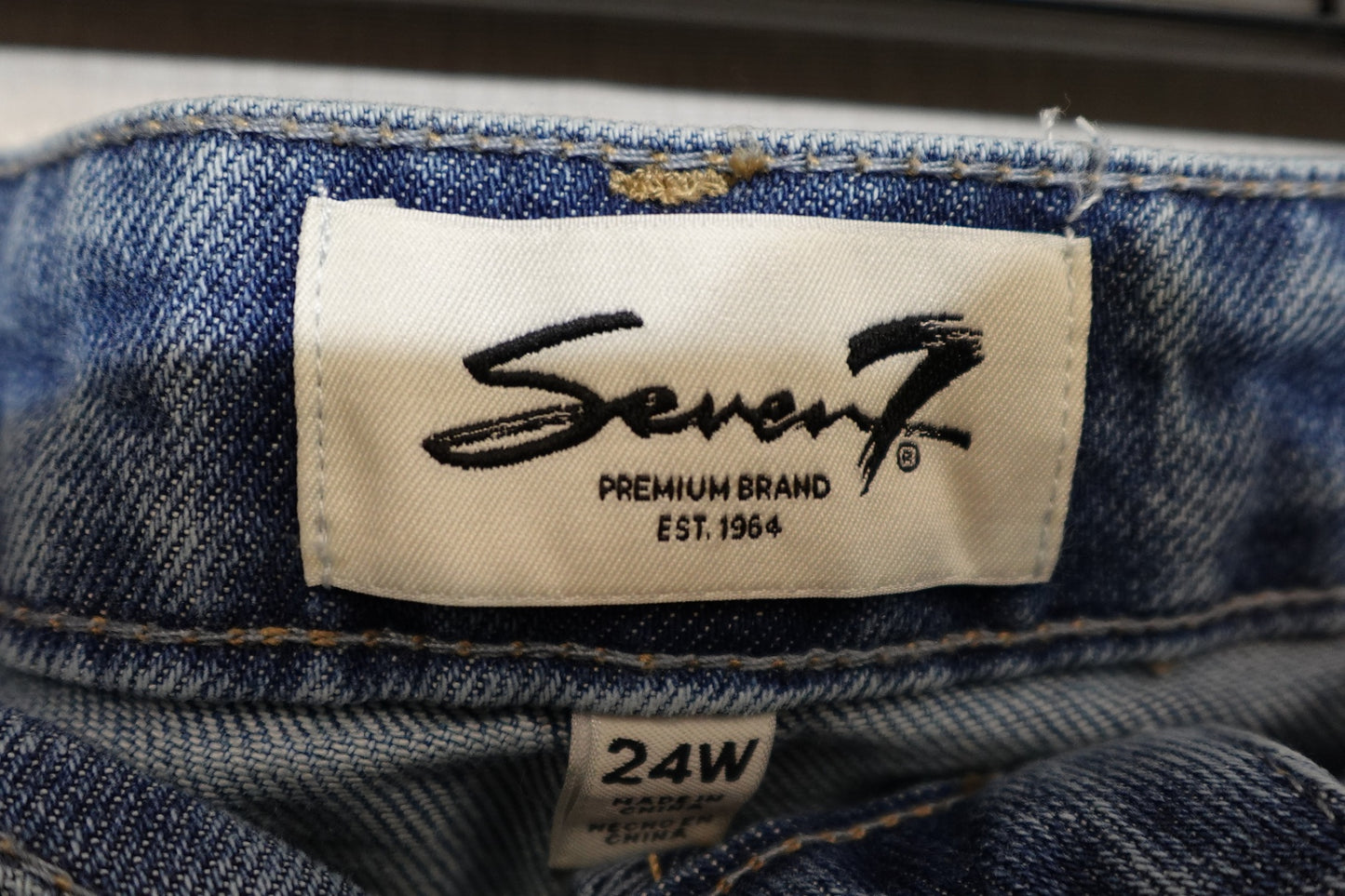 Seven7, New Jeans Loose Straight, 24w