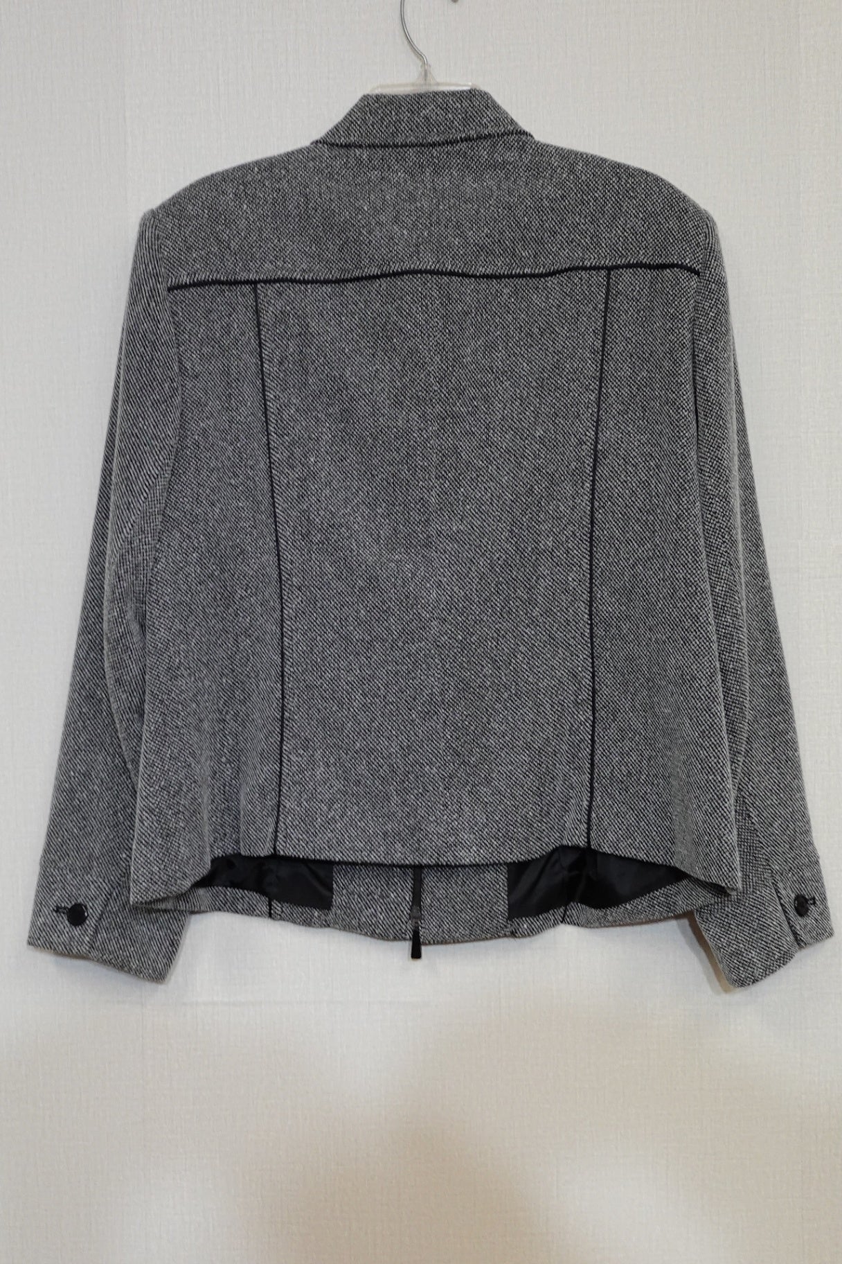 Judith Hart, Jacket, 16W