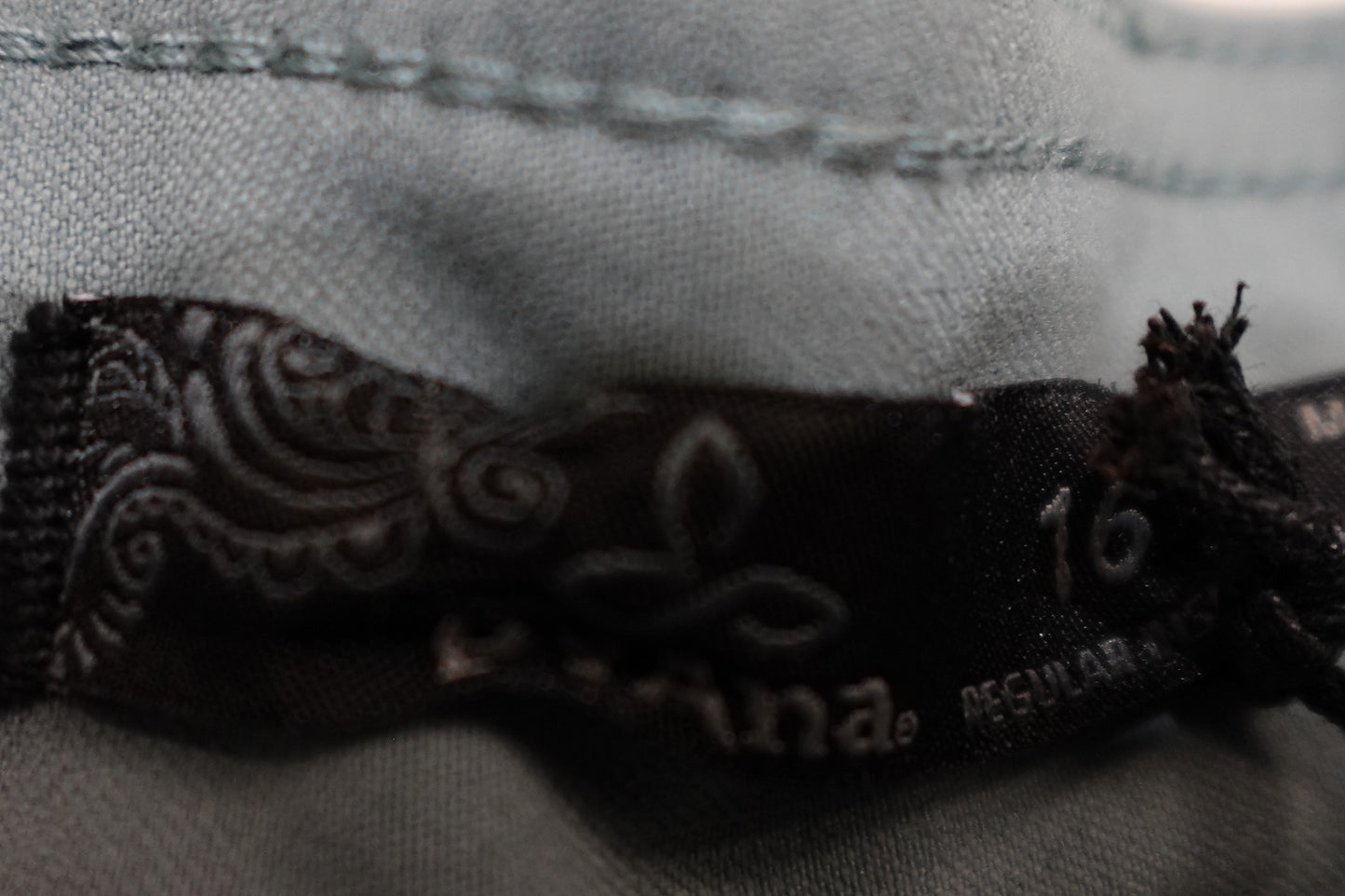 PraAna, New Pants, 16