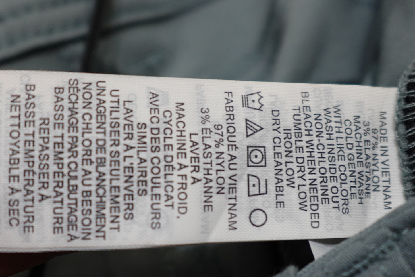PraAna, New Pants, 16