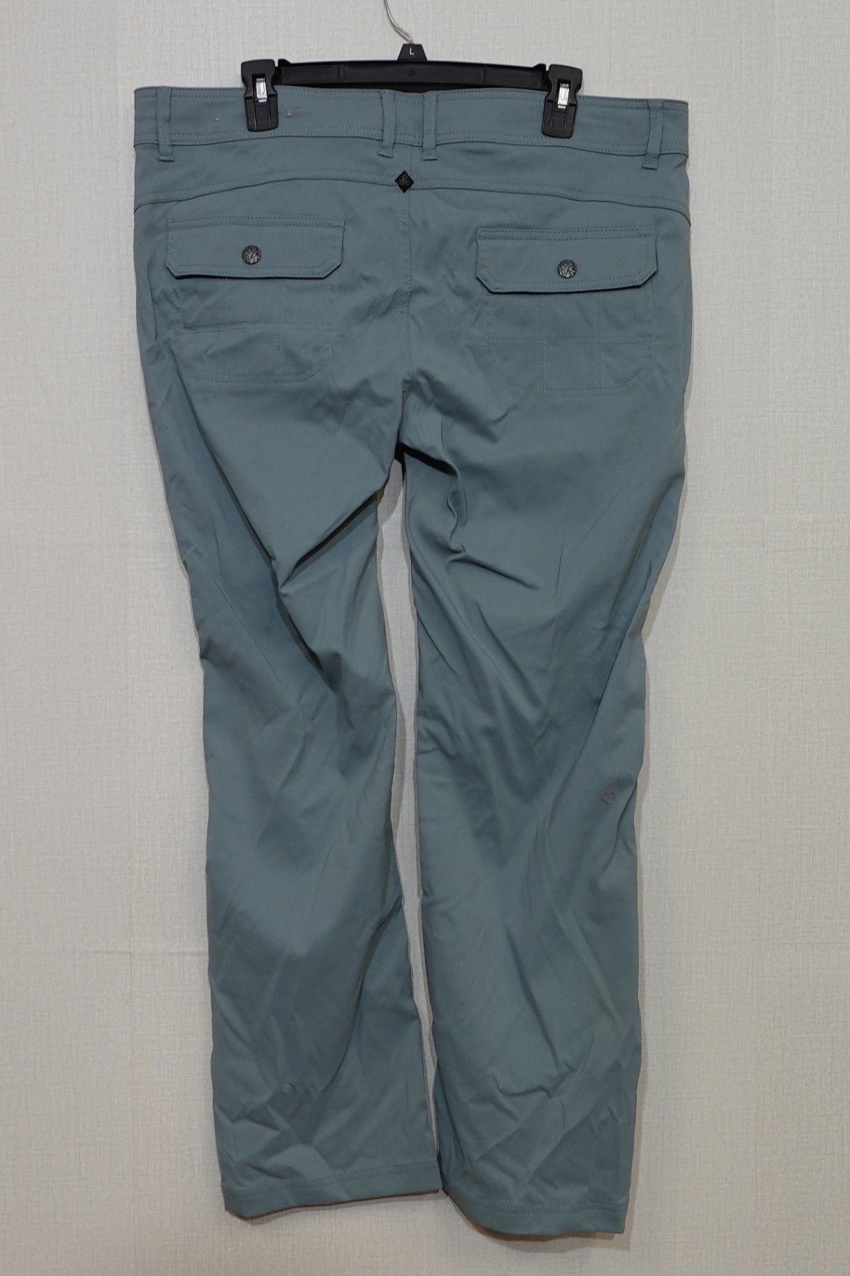 PraAna, New Pants, 16