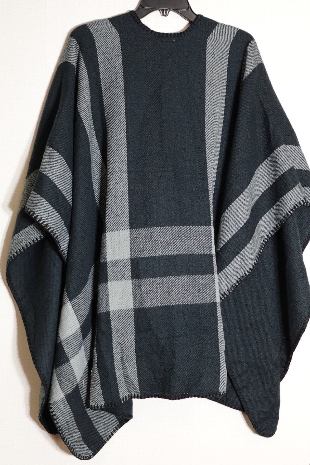 Woolrich, Reversible Flannel Shawl, Size freesize