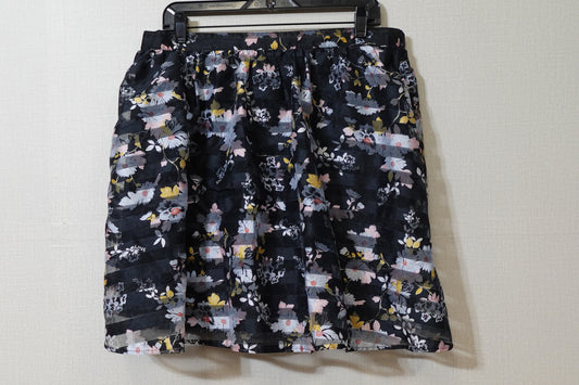 Xhilartion, Skirt, Size XL (L/XL recommended "juniors")