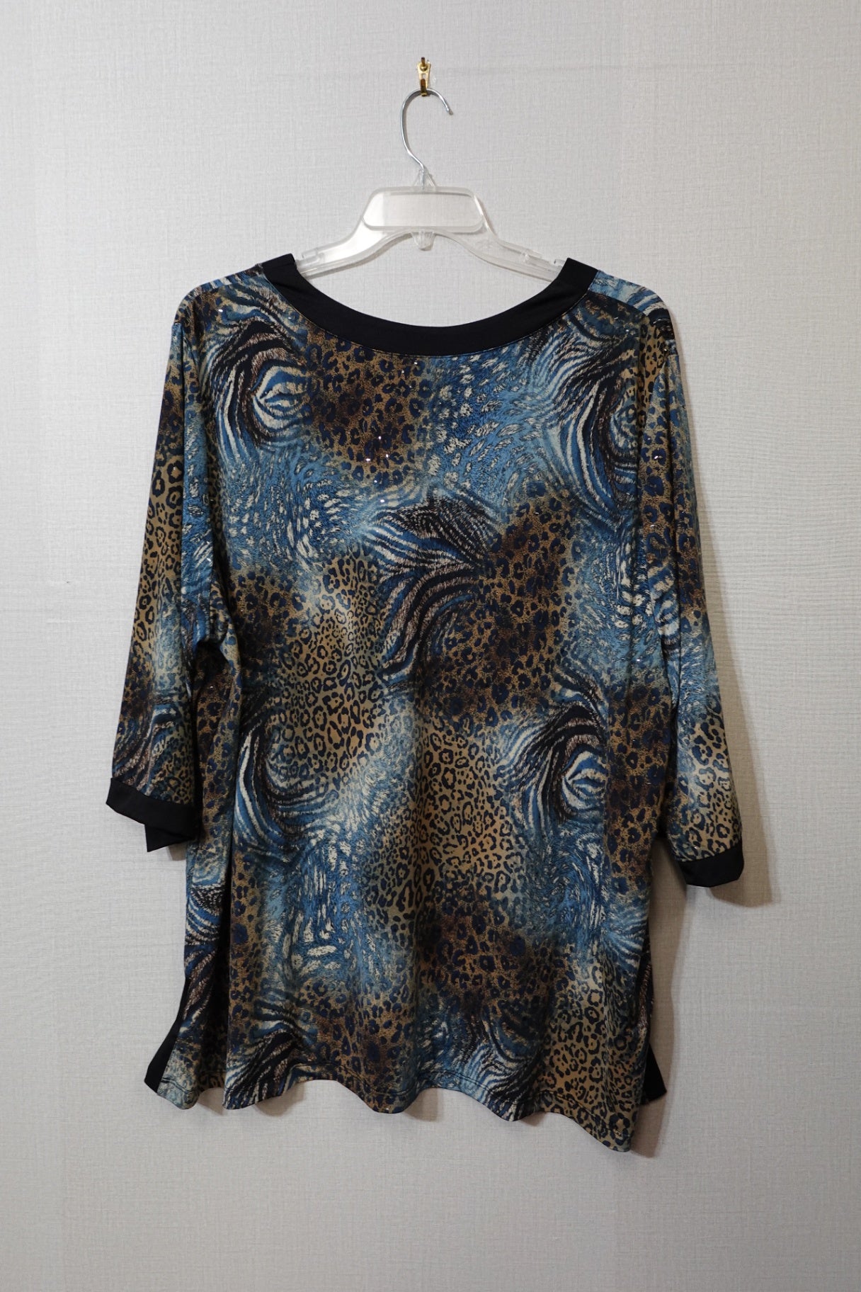 Maggie Barnes, New short sleeve top, Size 3X