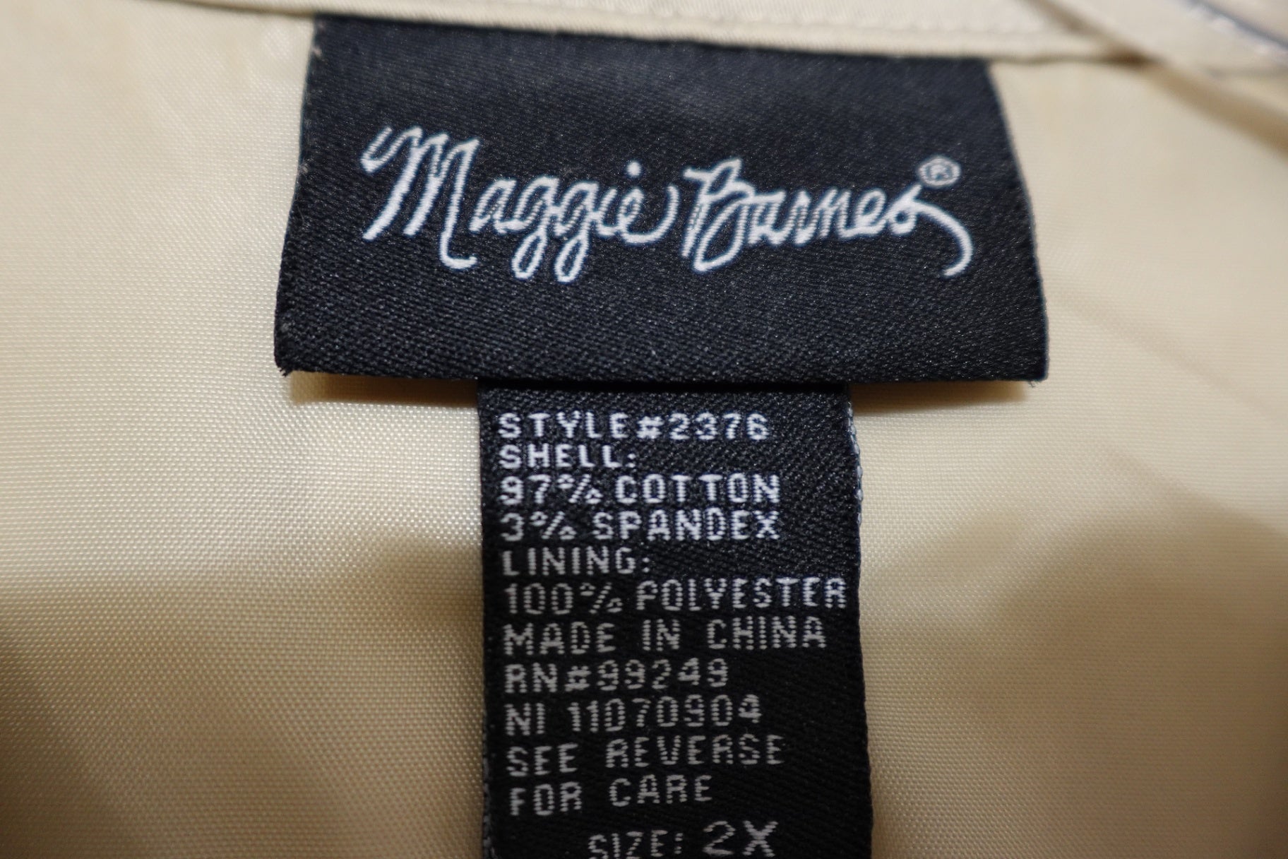 Maggie Barnes, Light Jacket, Size 2X