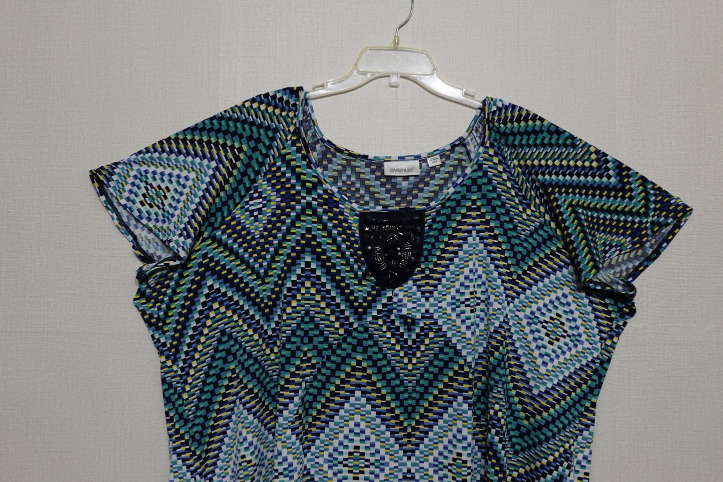 Avenue, SHORT SLEEVED TOP, Size 26/28