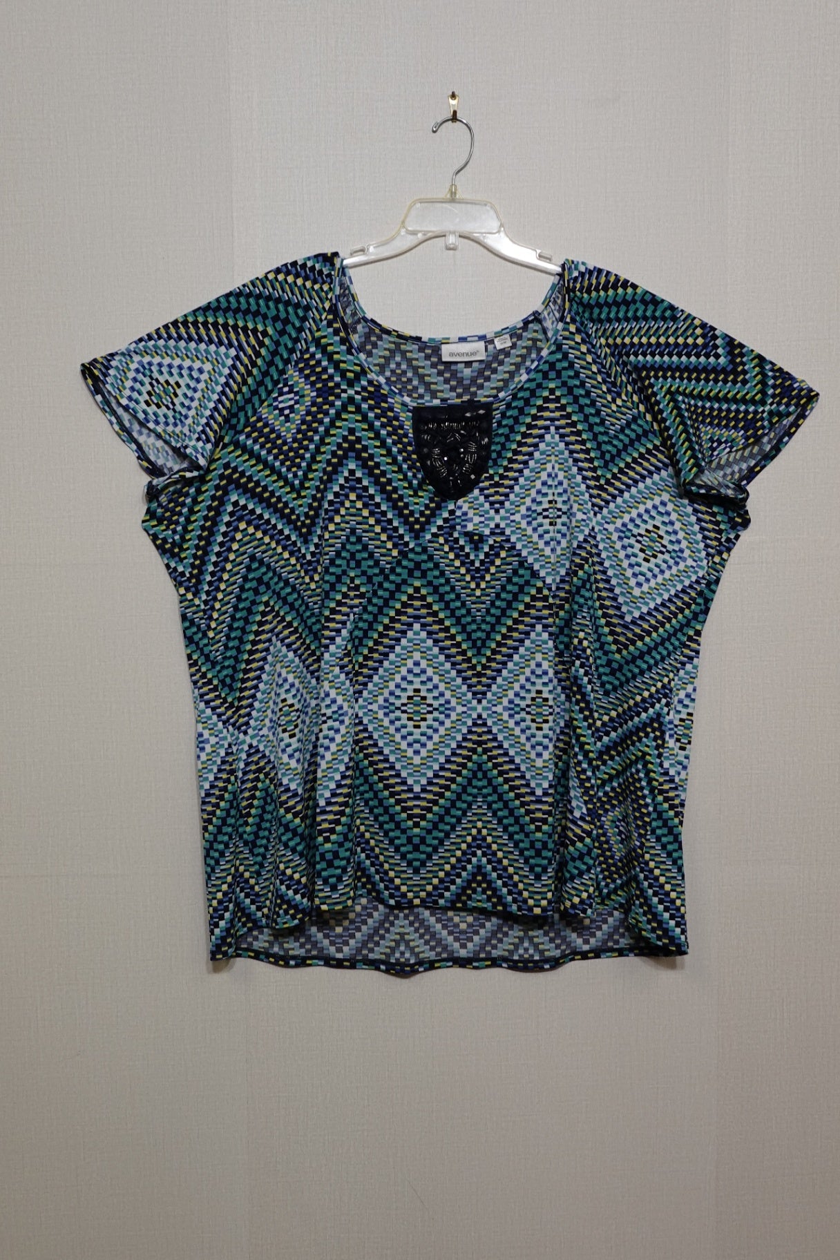 Avenue, SHORT SLEEVED TOP, Size 26/28