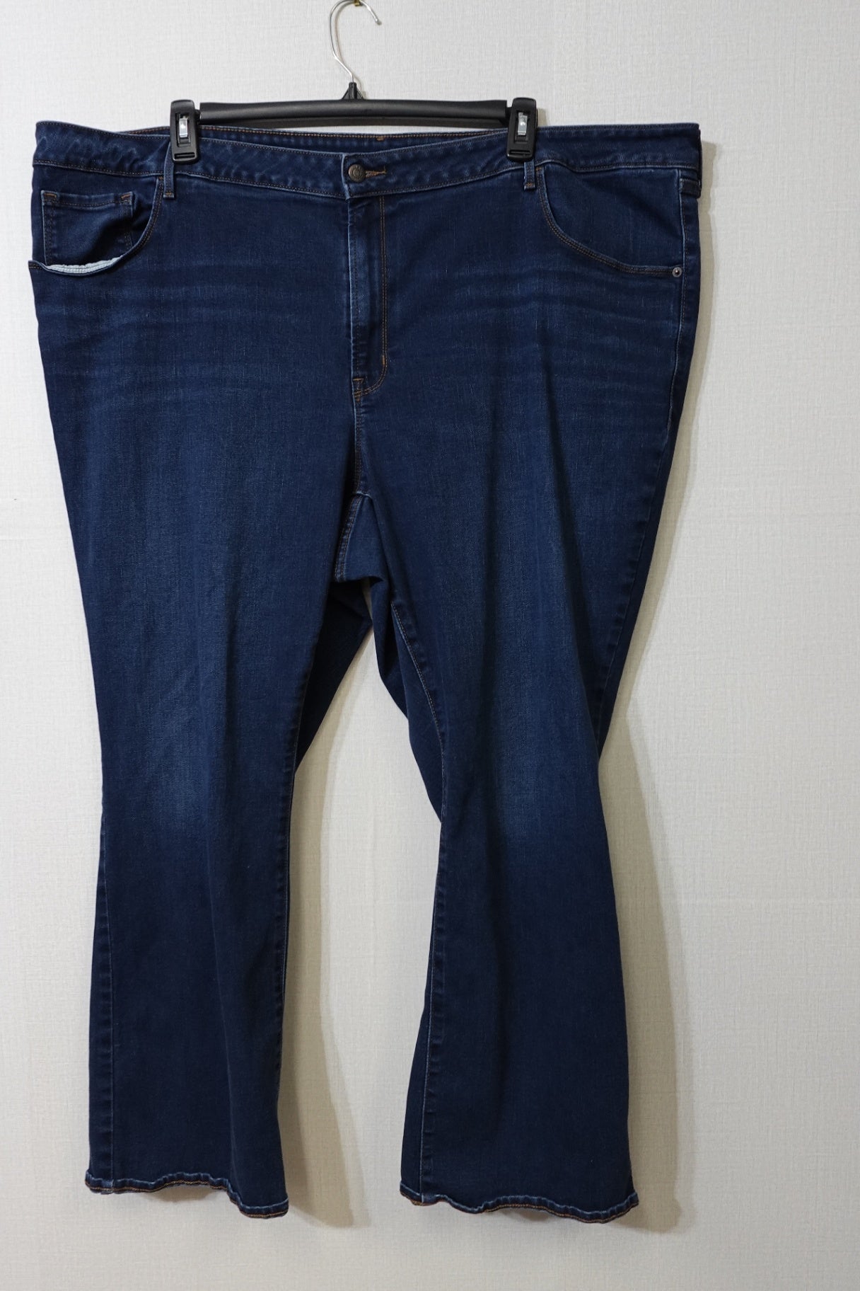 OLD NAVY, Jeans kicker boot cut midrise, Size 28