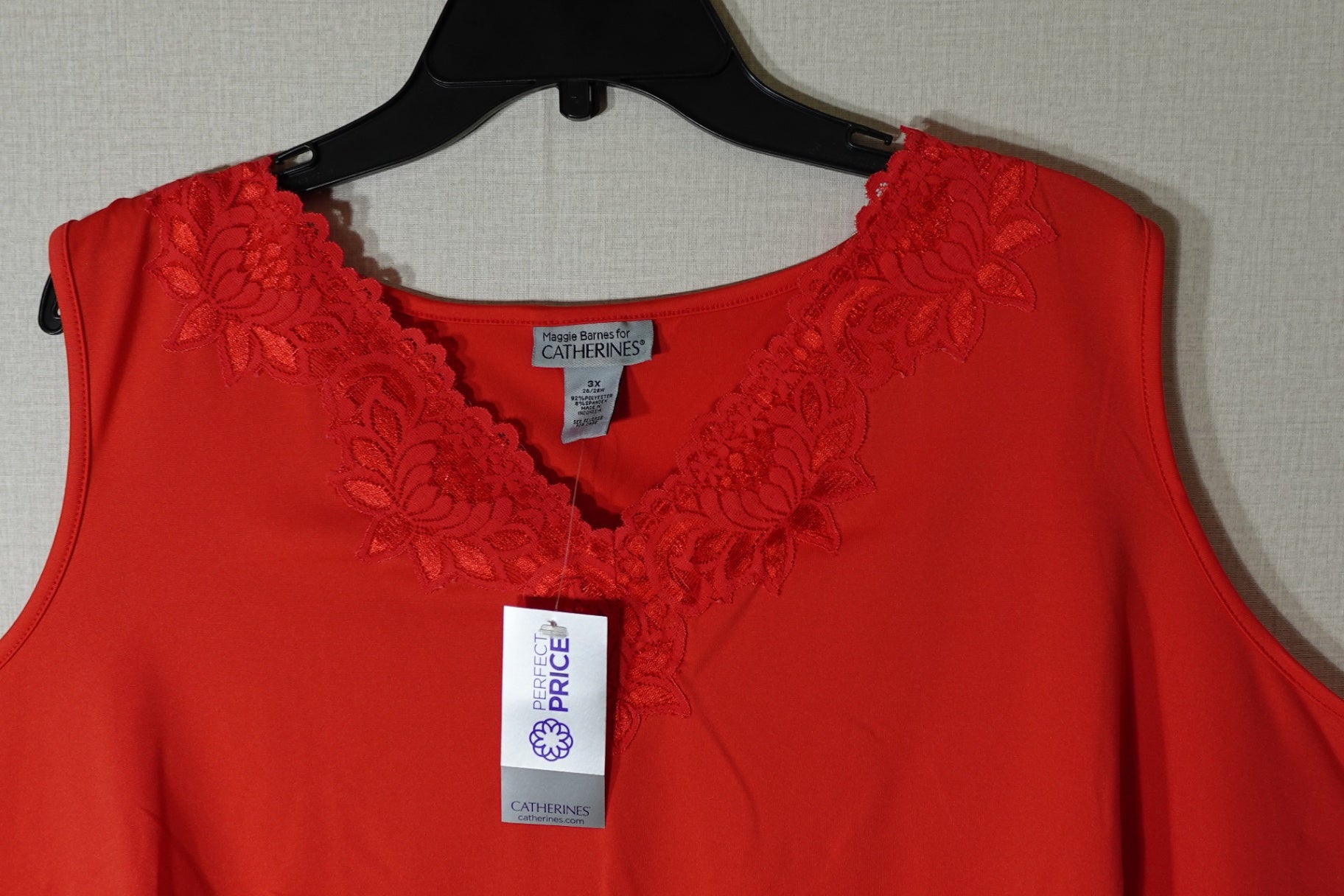 Maggie Barnes For Catherines, New sleeveless top, Size 28.28W