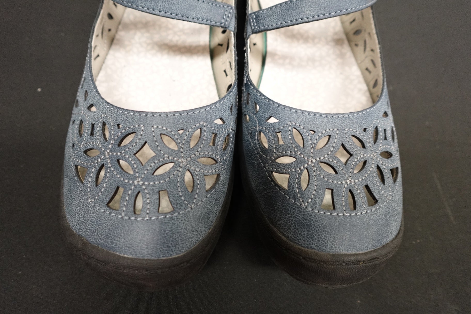 JBU, Activewear shoes, Size 10