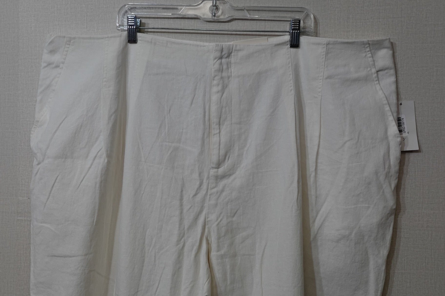 A new day, New Pants Tapered Leg, Size 24