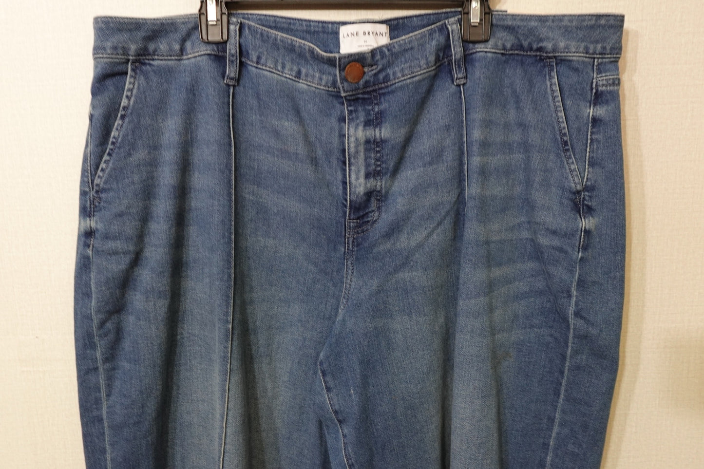Lane Bryant, New Jeans Mid-Rise Wide Leg Capri, Size 22