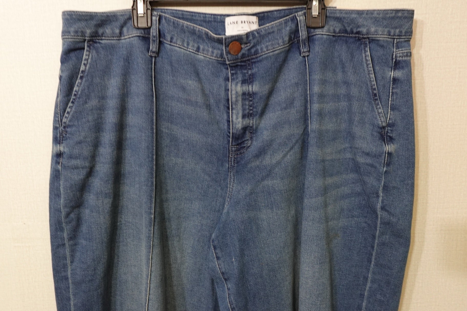Lane Bryant, New Jeans Mid-Rise Wide Leg Capri, Size 22