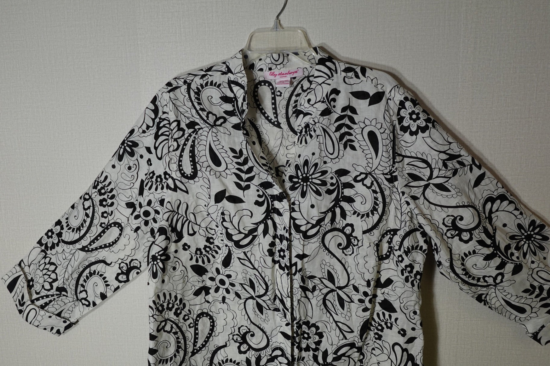 Lily stanhope, 3/4 Sleeve Top, Size 1X