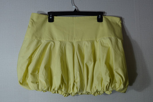 Zara, Puff Mini Skirt, Size 2X (runs small XL)