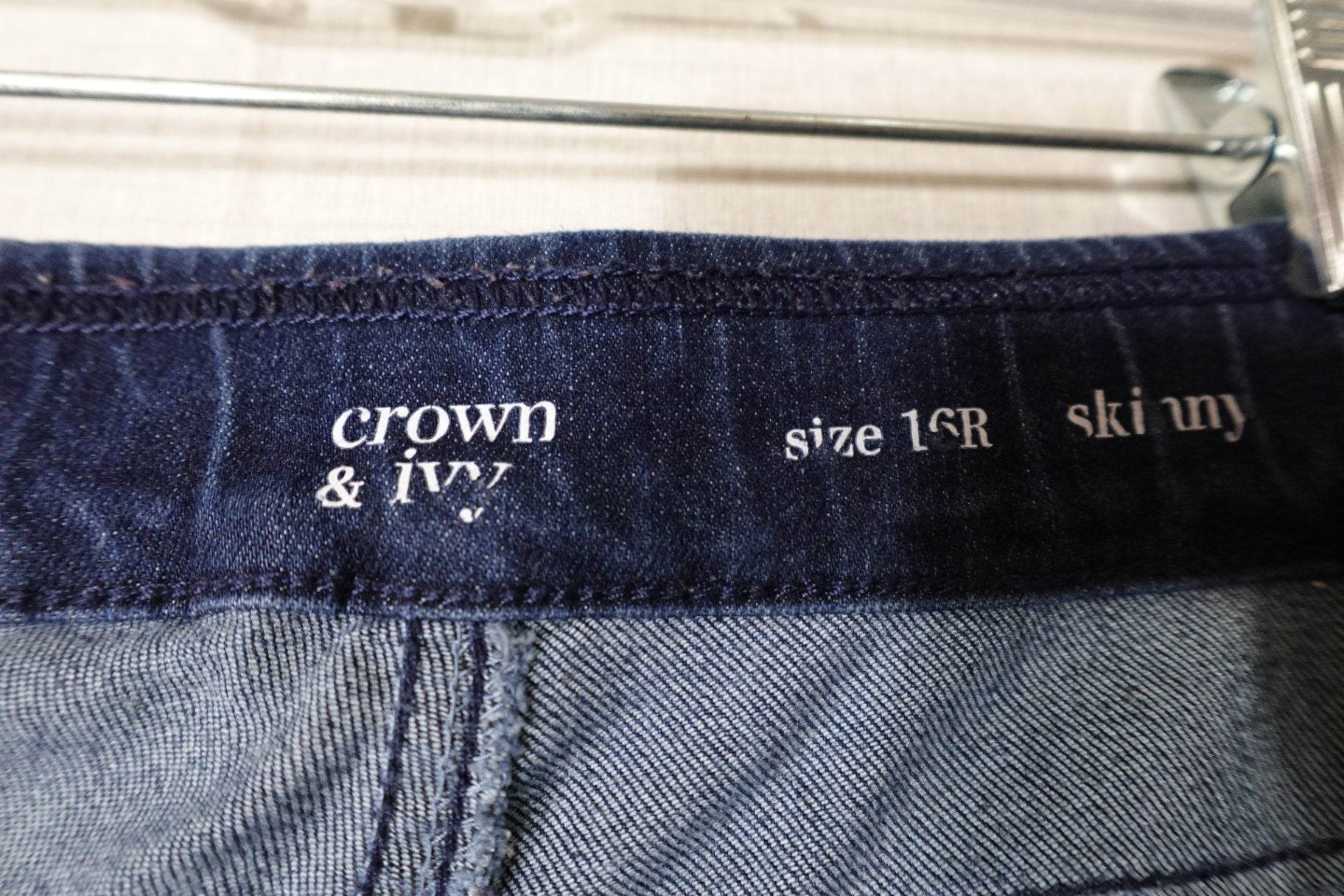 Crown & ivy, Jeans, Size