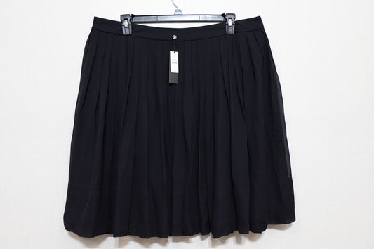 TALBOTS, New Pleated Skirt, Size 20