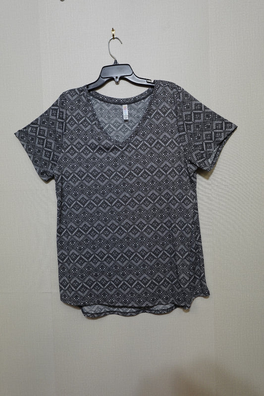 Lularoe, Shorts Sleeve top , Size XL