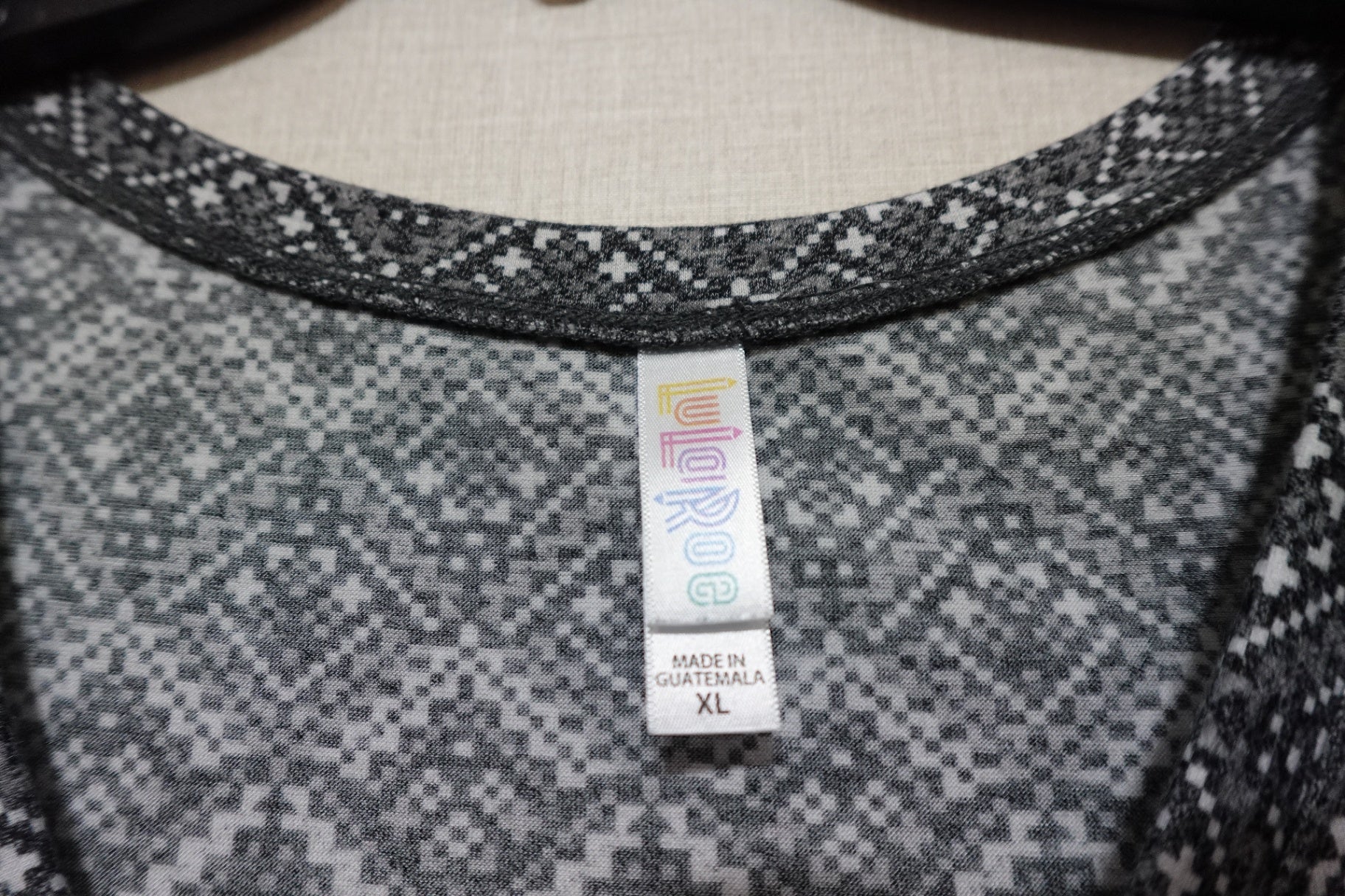 Lularoe, Shorts Sleeve top , Size XL