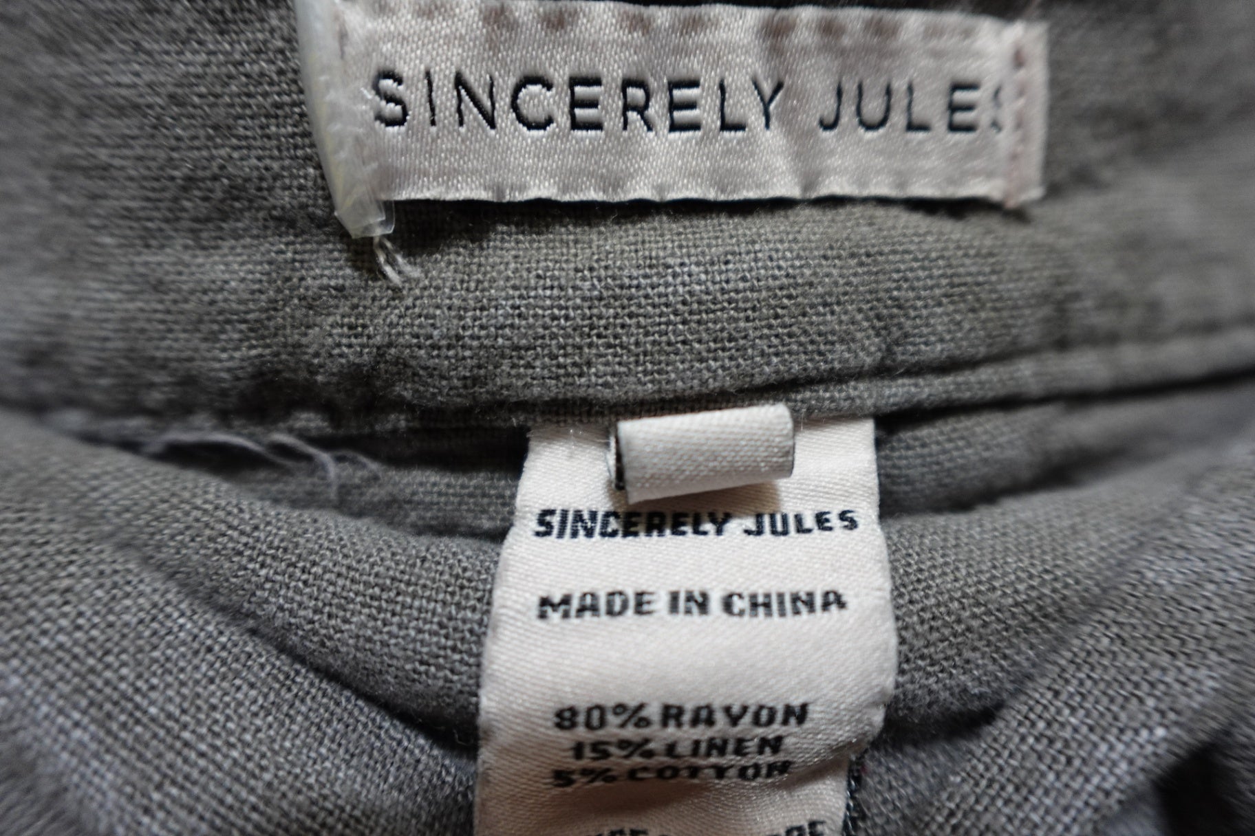 Sincerely Jules, Cropped Pants , Size XL