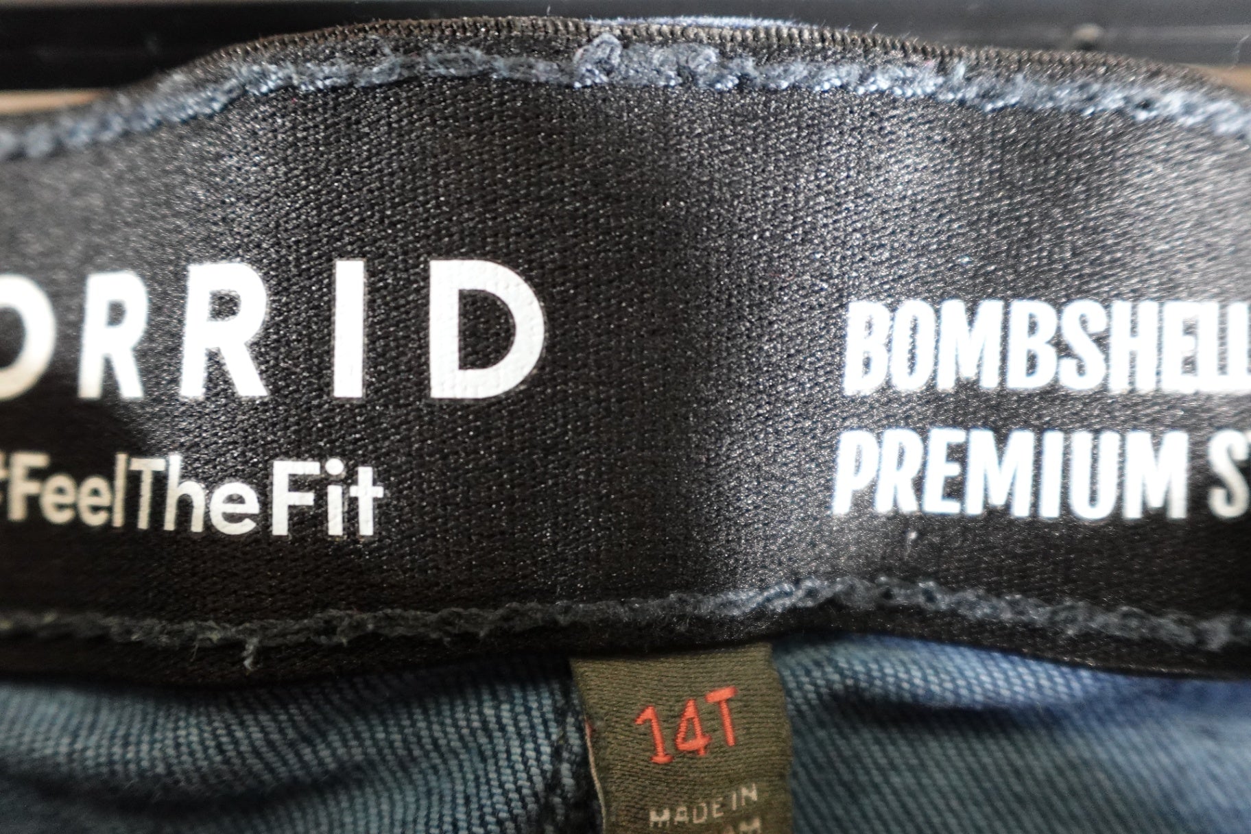 TORRID, Jeans Bombshell flare, Size 14R