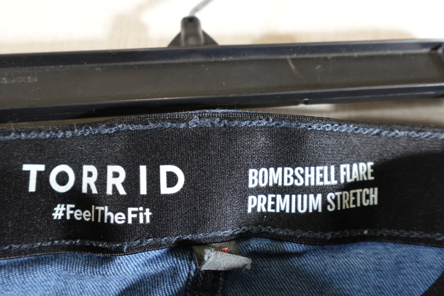 TORRID, Jeans Bombshell flare, Size 14R