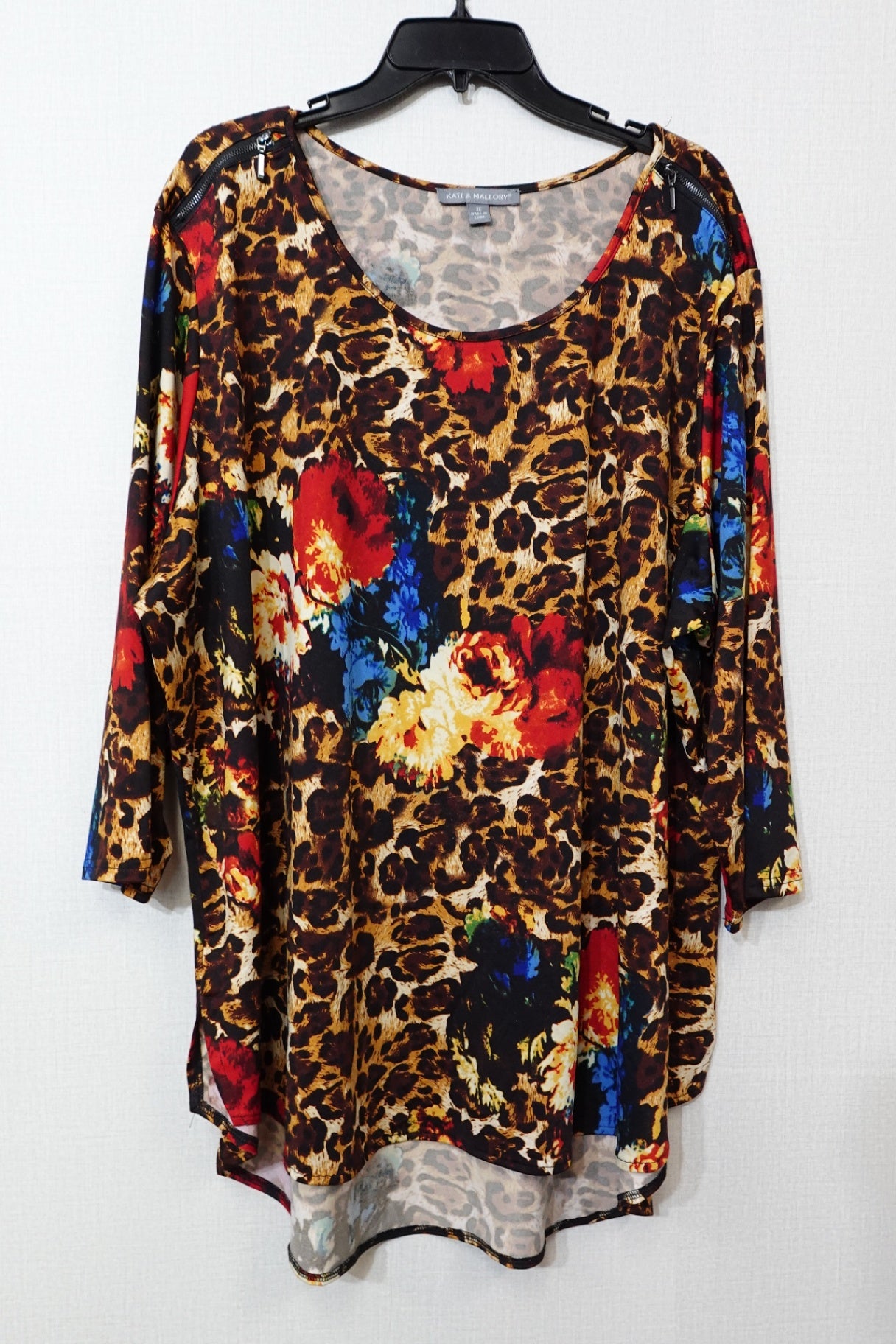 KATE & MALLORY, 3/4 sleeve top, Size 3X