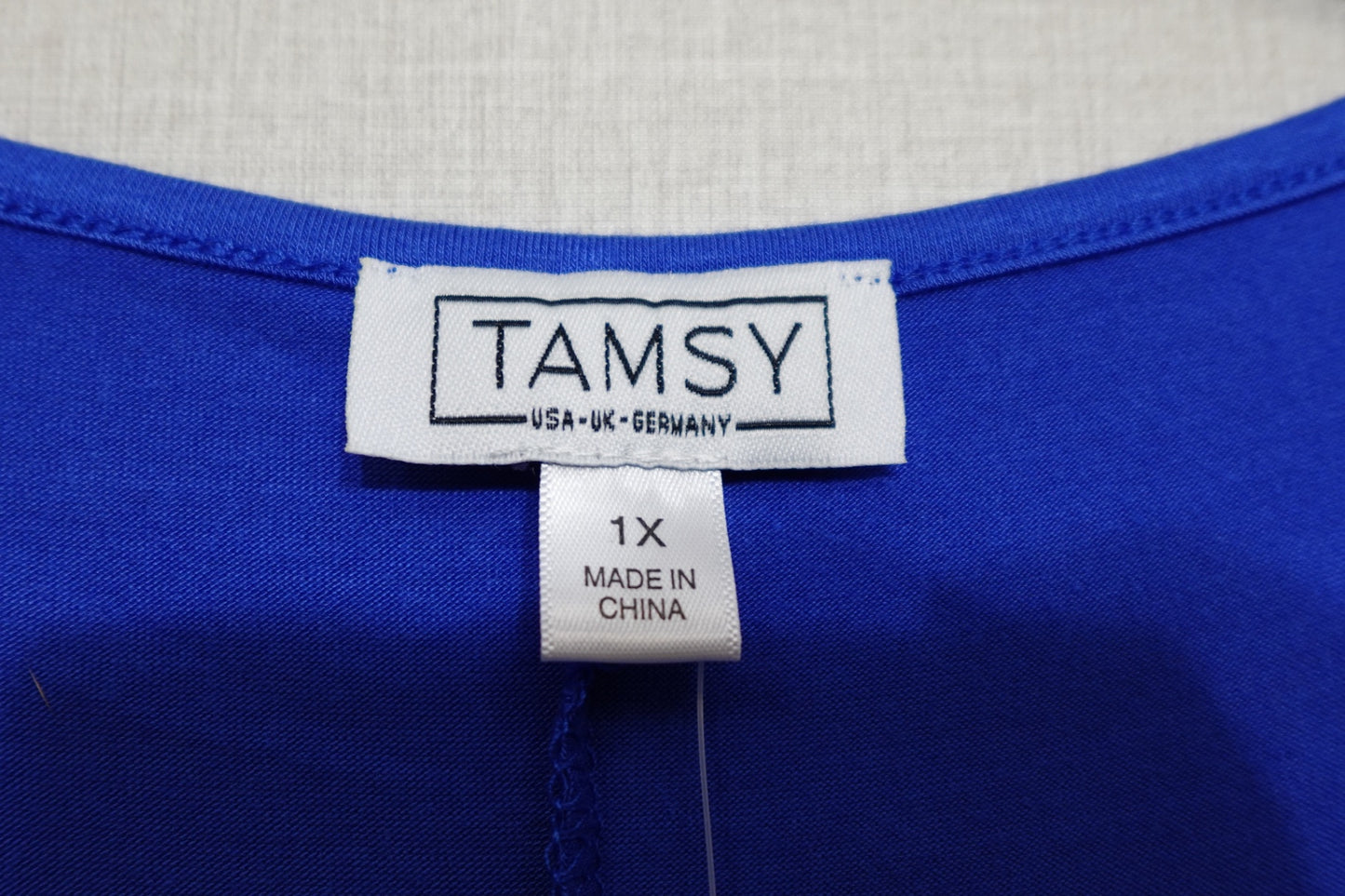 TAMSY, new Shorts Sleeve Top, Size XL/2X (1X)