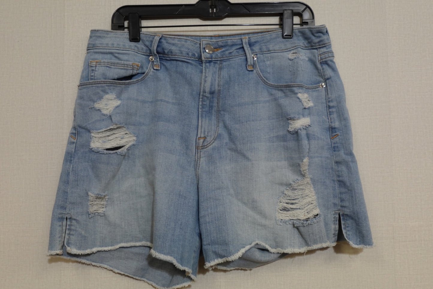 Good American, Shorts, Size 14
