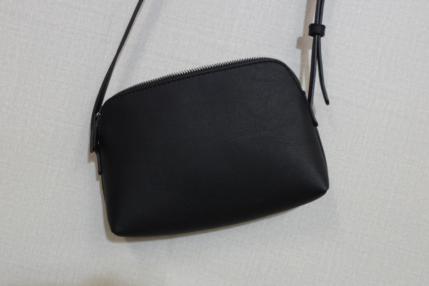 Universal Thread, Crossbody Bag, Size Small Crossbody