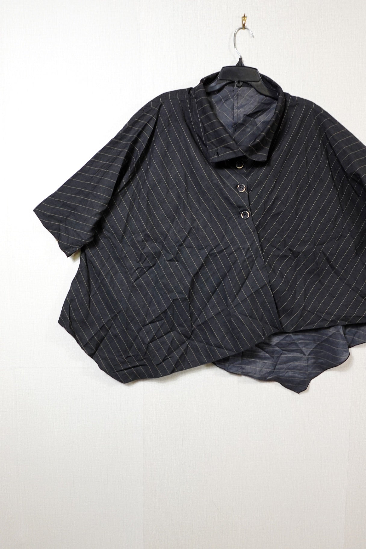 Honor, Short Sleeved Asymmetric Top, Size XL