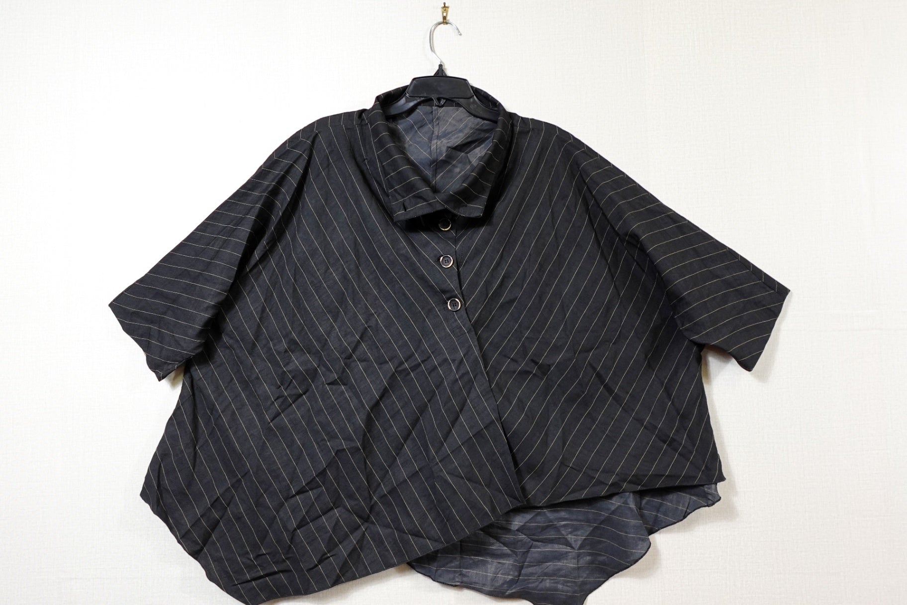 Honor, Short Sleeved Asymmetric Top, Size XL