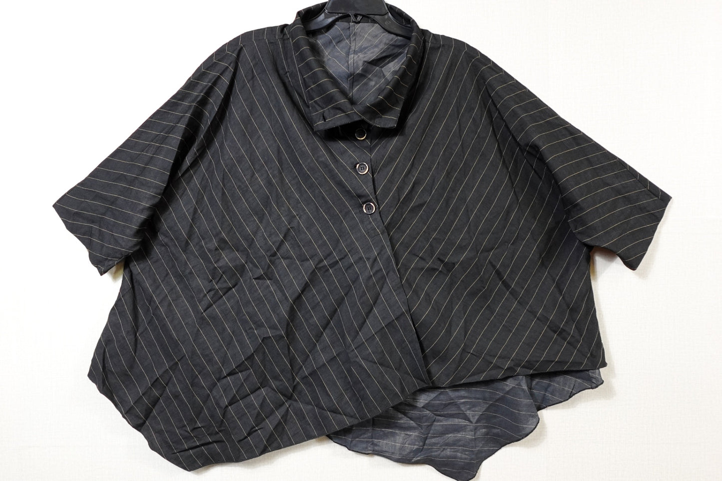 Honor, Short Sleeved Asymmetric Top, Size XL